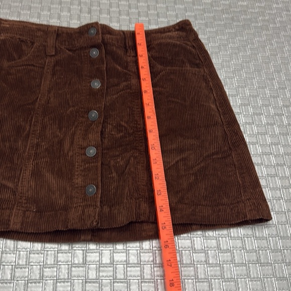 AMERICAN EAGLE OUTFITTERS brown super hi-rise a-line corduroy skirt  size 10 - Picture 4 of 9